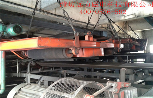 自卸式電磁除鐵器，新疆自卸式電磁除鐵器RCY工作視頻_國(guó)家標(biāo)準(zhǔn)_新疆自卸式電磁除鐵器RCY廠家訂做配電箱型號(hào)