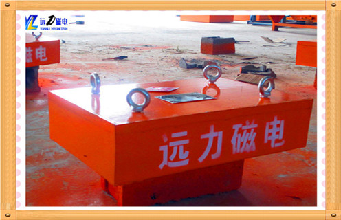 懸掛式自卸除鐵器，新疆懸掛式自卸永磁除鐵器_內(nèi)部磁塊安裝方法_新疆懸掛式自卸永磁除鐵器型號視頻定制供應(yīng)型號價格